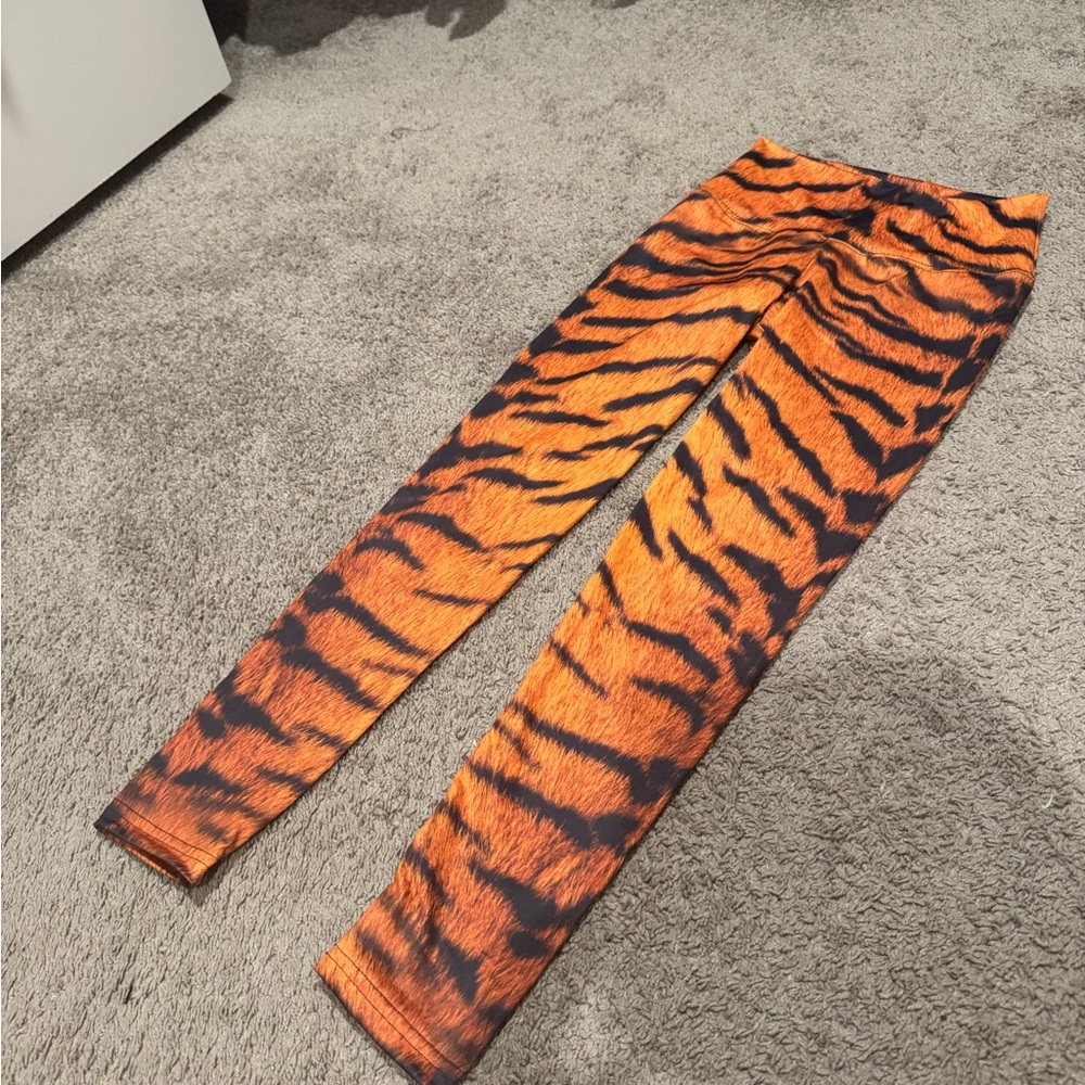 Onzie Wild Stripe Leggings